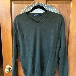 Men’s sweater